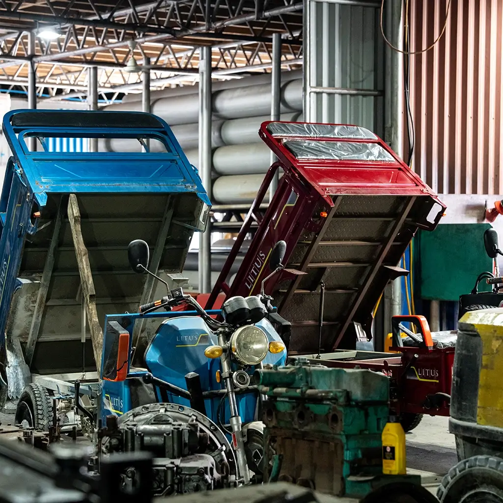 LM Workshop engineers working on industrial machinery